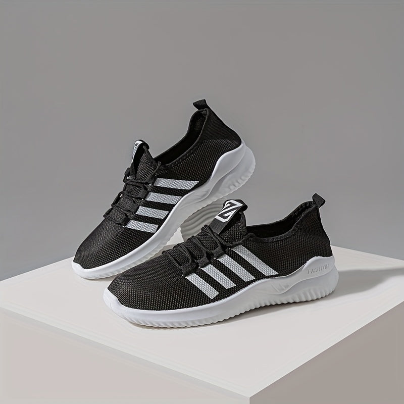 ayollar uchun nafas oluvchi sport yugurish poyafzallari - engil oq sneakers