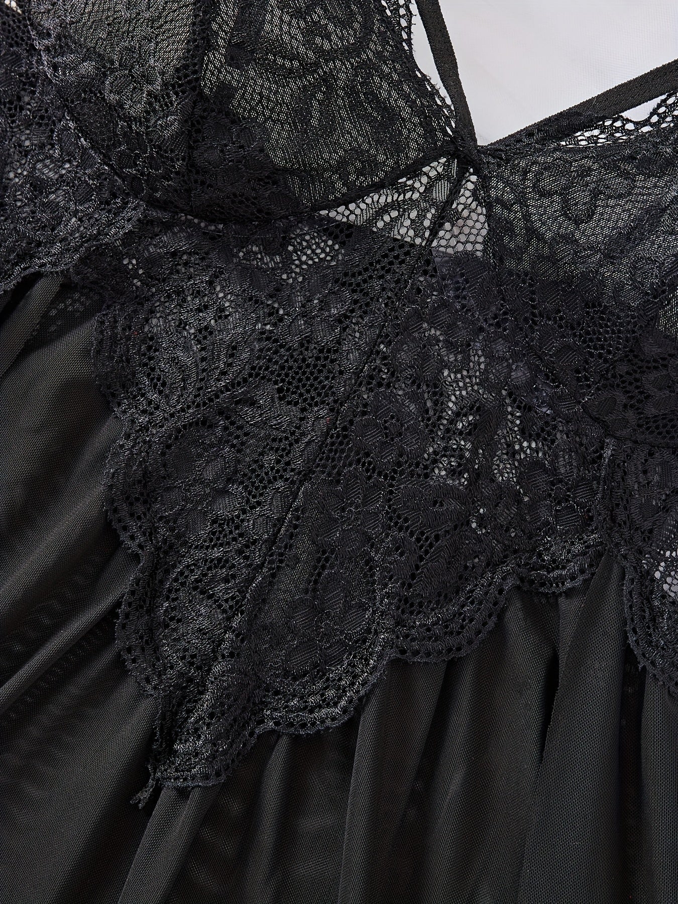 Women’s Nightgown with Lace Detail and Knit Fabric Solid Color Sleepwear