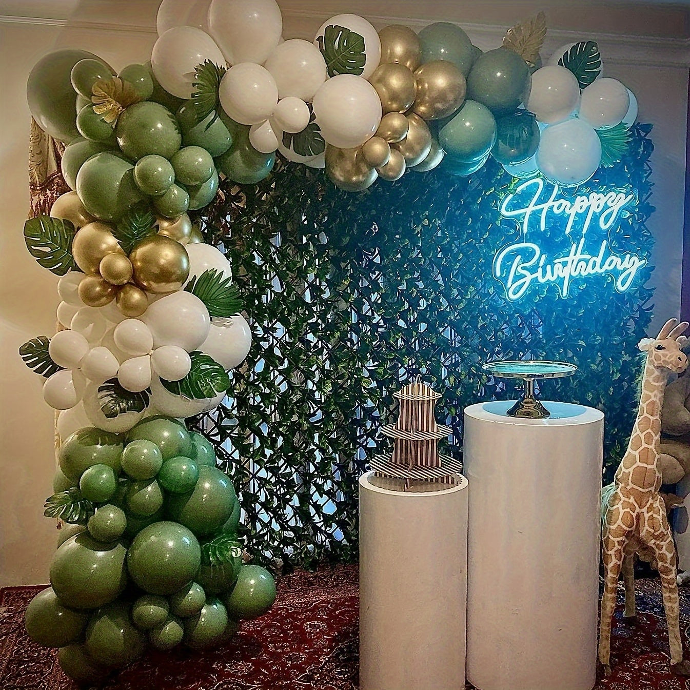 30-Piece Green White Gold Confetti Latex Balloons for Weddings Birthdays and Celebrations