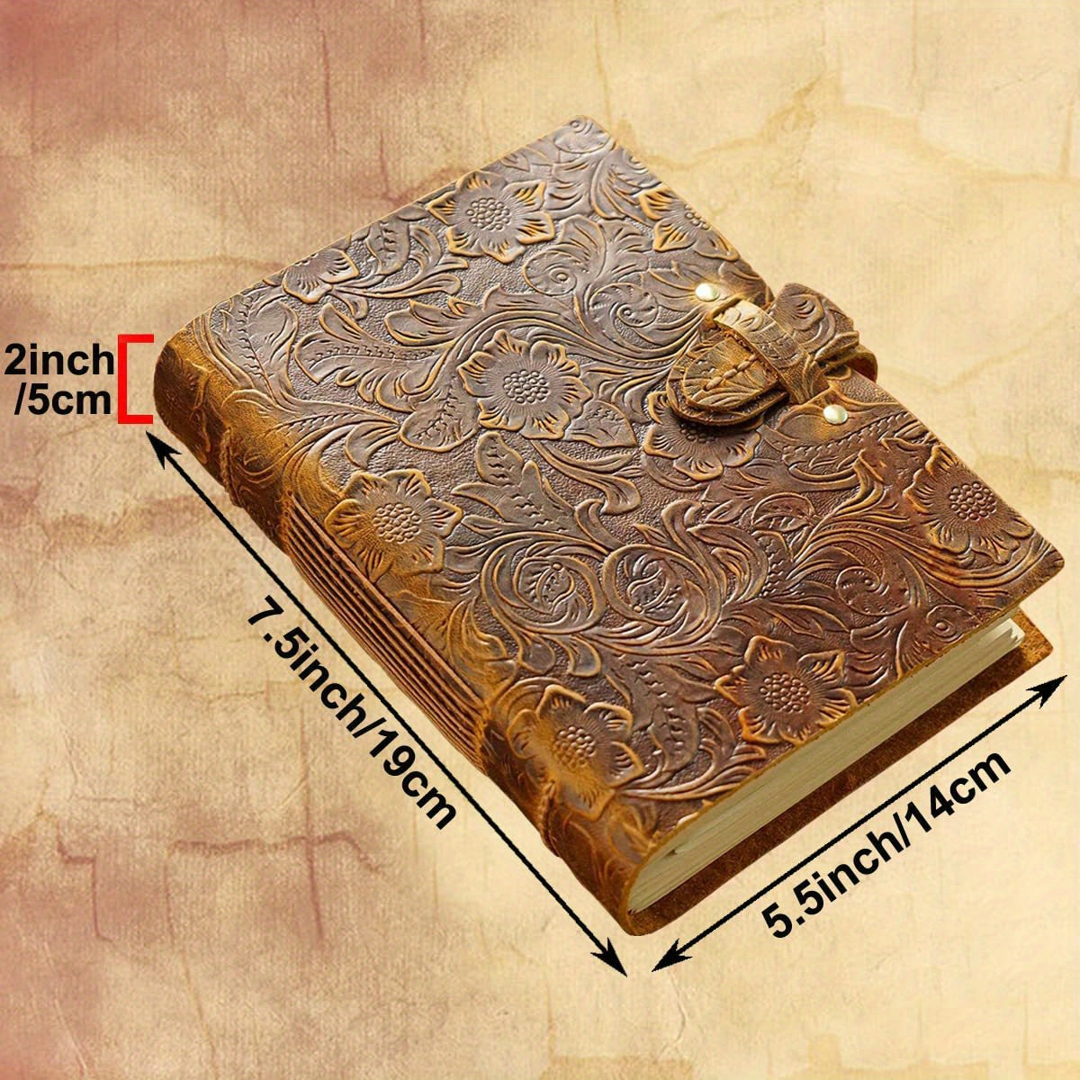 400 sahifali kraft qog'ozdan tayyorlangan qo'lda yasangan charm jurnal daftari. Sayohat yozuvlari va eskizlar uchun ideal. Vintage jigarrang dizayn, 19.05 sm x 13.97 sm. Erkaklar va ayollar uchun ajoyib sovg'a.