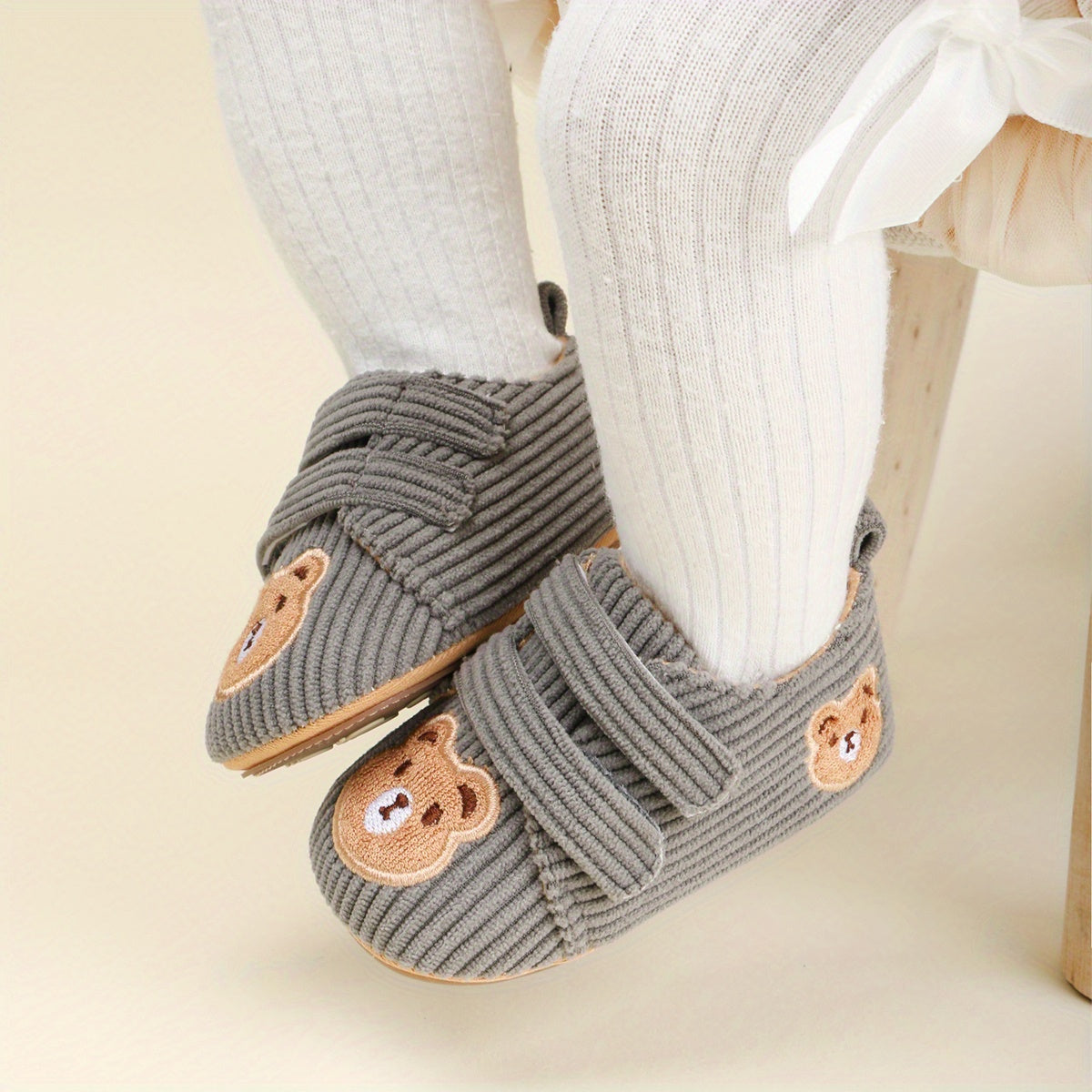 0-18 ойлик болалар учун болалар пўстлоги, анти-слеп, юмшоқ резина оёқликлар