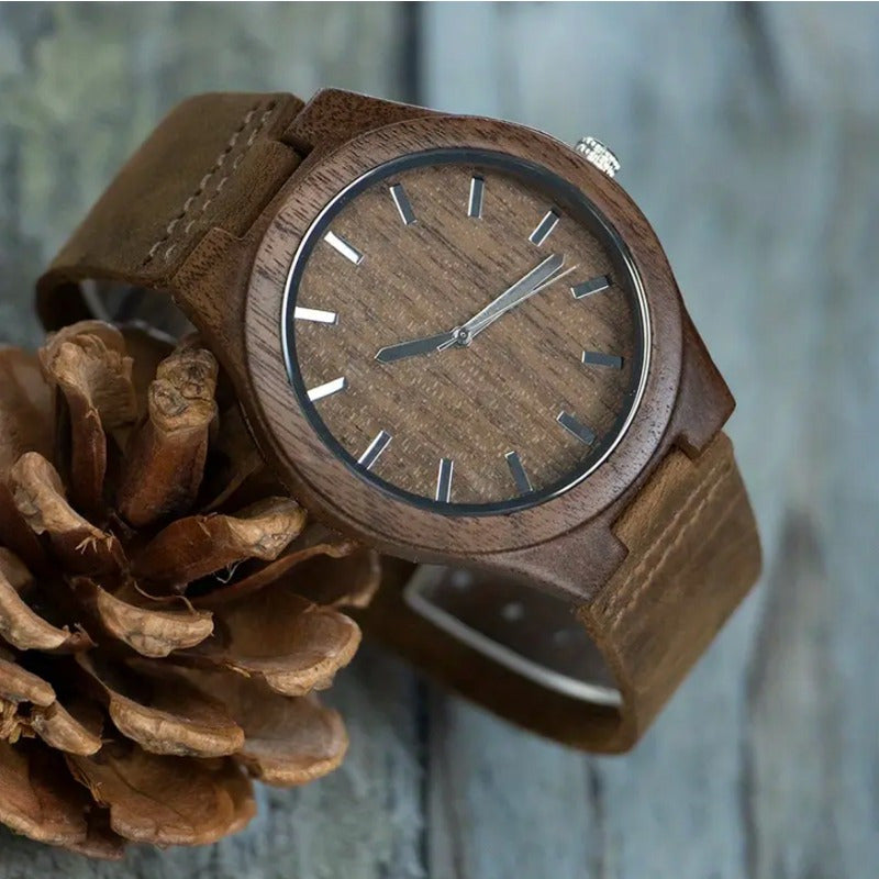 Men's Walnut Wood Quartz Watch with Leather Strap Round Dial Battery-Powered Not Waterproof