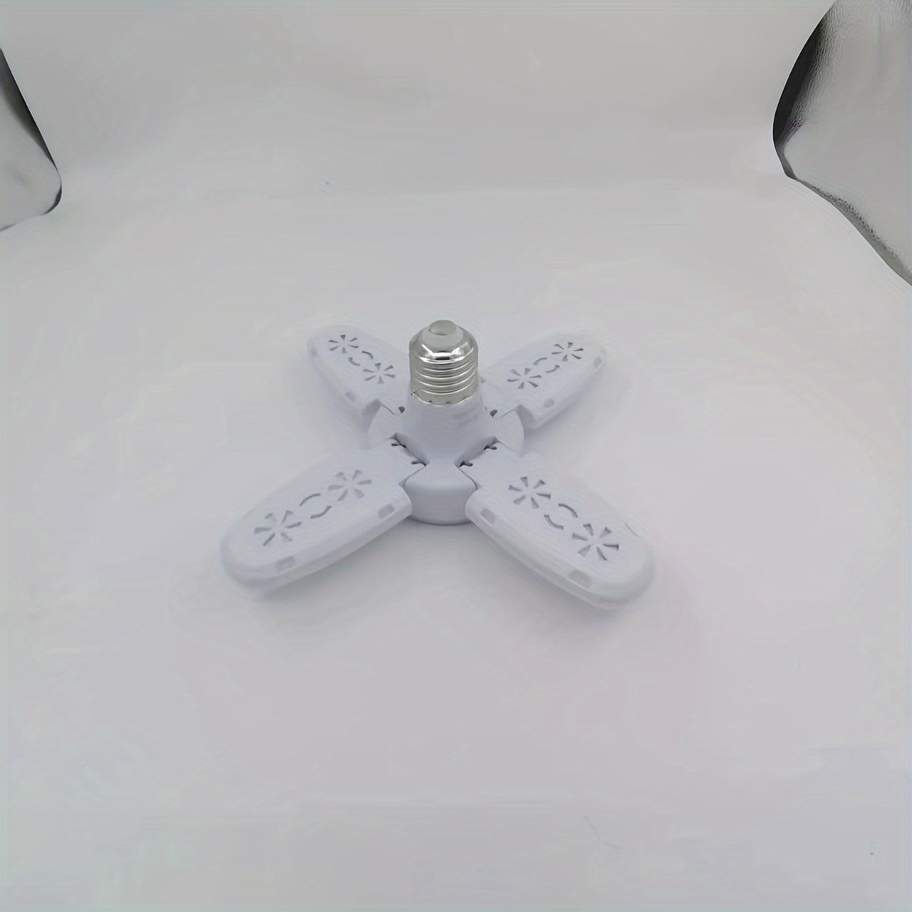 E27 LED Ceiling Light with Fan Blade Timer Foldable White Indoor AC175-265V