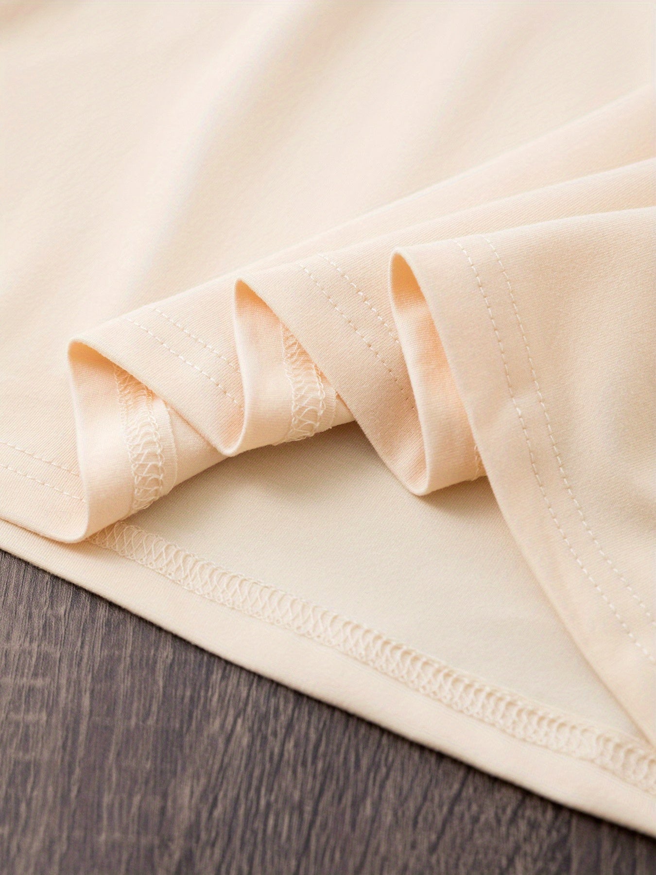 Plus Size Heart Letter Print T-Shirt Casual Short Sleeve Top for Spring and Summer