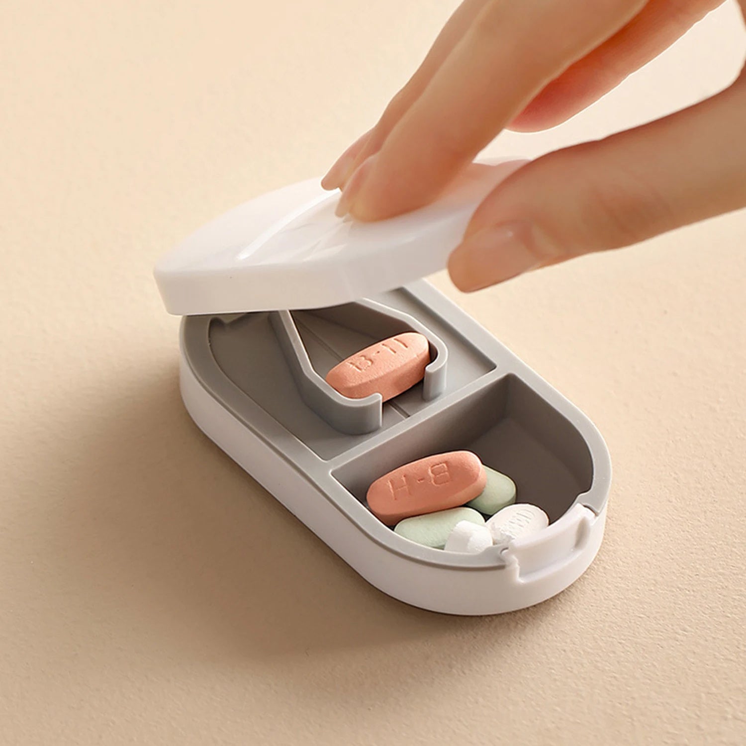 Синий и белый диспенсер для таблеток с разделителем, 2-в-1, портативная дорожная аптечка