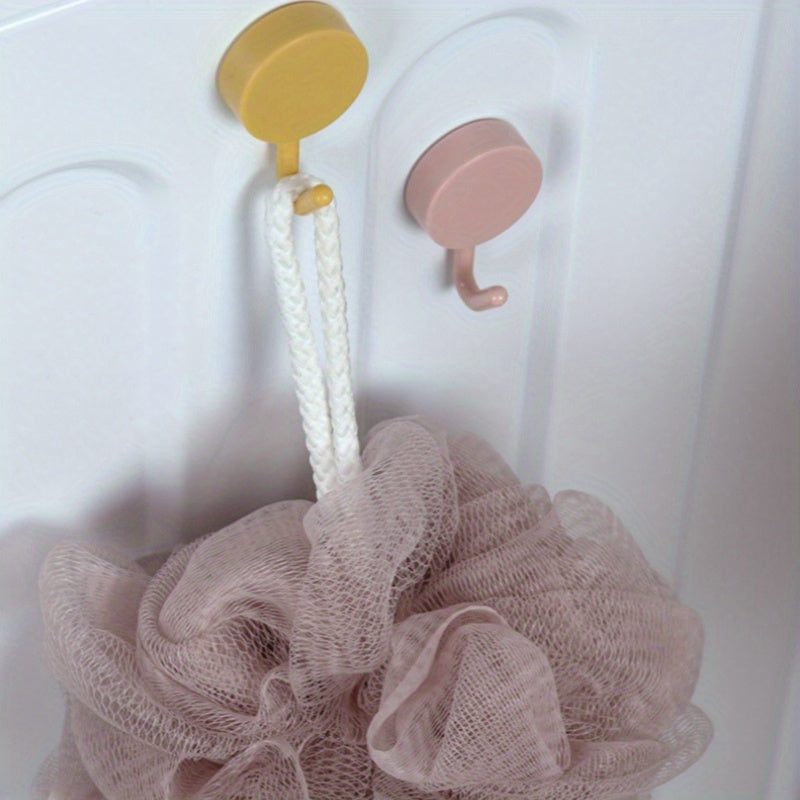 10 ярких самоклеящихся крючков для легкой организации в любой комнате