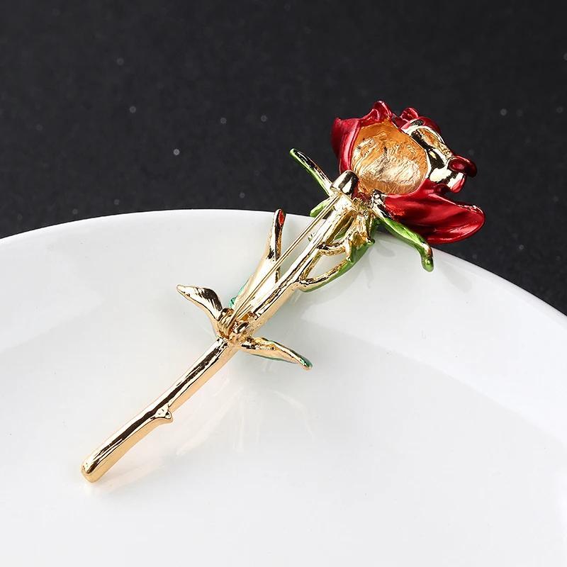 Vintage Rose Flower Lapel Pin for Women Stylish Clothing and Daily Wear