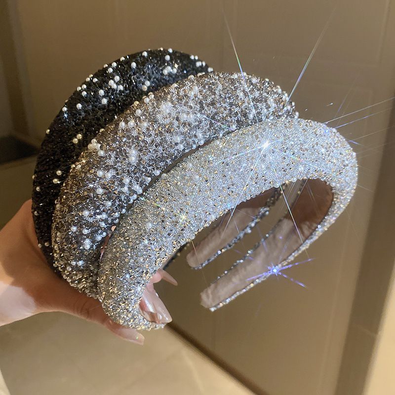 Women's Vintage-Inspired Wide Hair Band with Rhinestones and Faux Pearls for Elegant Style