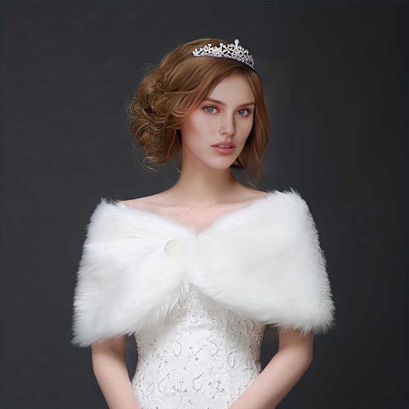 Women's White Faux Fur Shawl Bridal Cape for Autumn Winter Elegant Wedding Accessory