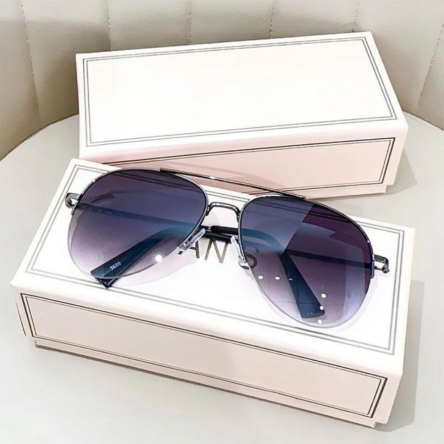 Unisex Gradient Sunglasses Large Frames Anti-glare Coating Fashionable