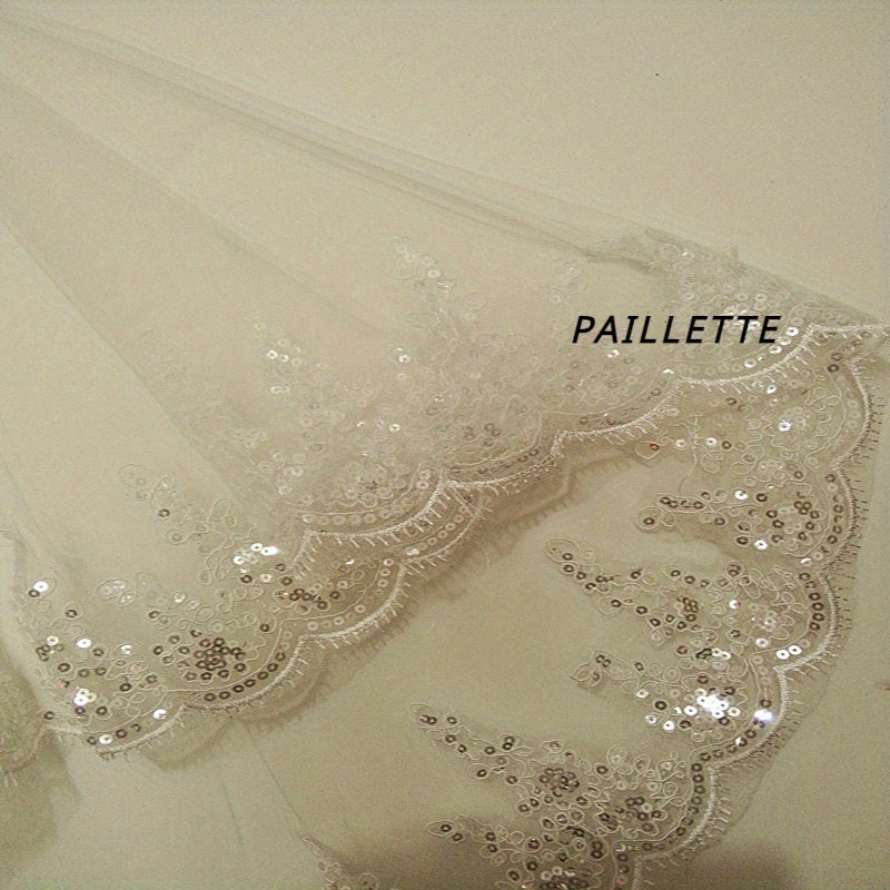 White Bridal Veil with Two-Layer Lace Edge and Sparkling Sequins for Weddings