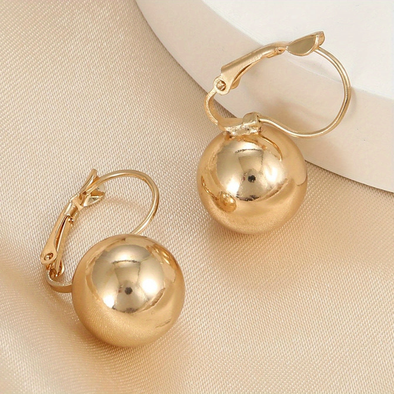 Vintage-Inspired Round Ball Hoop Earrings for Women Jewelry Accessories