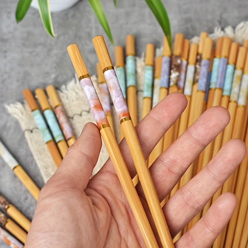 Family Set of 5 Pairs Bamboo Crackle Print Chopsticks for Chinese Cuisine