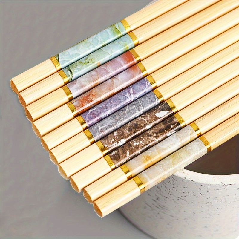 Family Set of 5 Pairs Bamboo Crackle Print Chopsticks for Chinese Cuisine