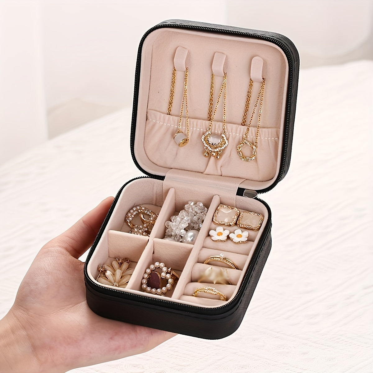 Caja organizadora de joyas de viaje para pendientes, collares y anillos