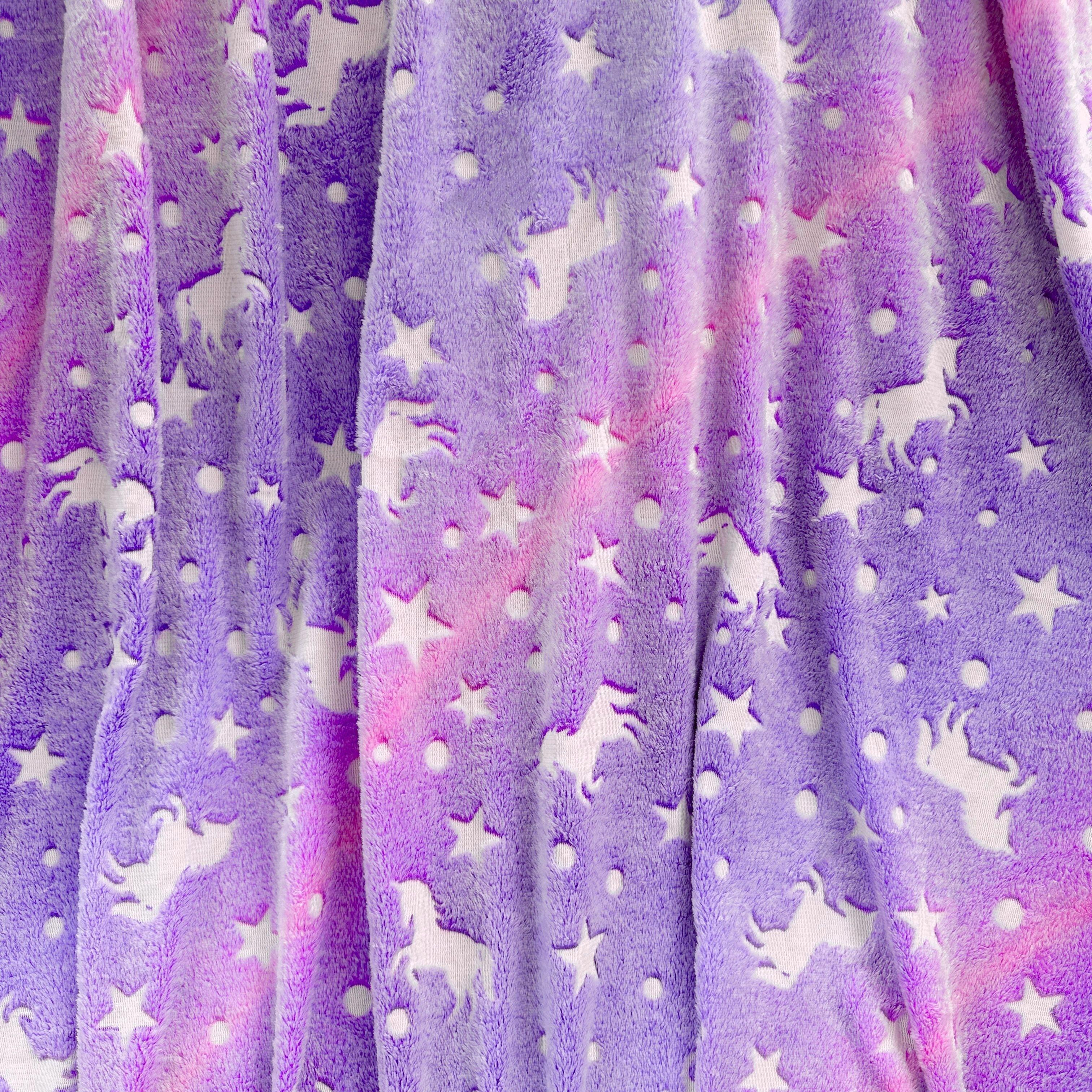 Unicorn and Star Pattern Glow-in-the-Dark Plush Throw Blanket for Kids and Adults