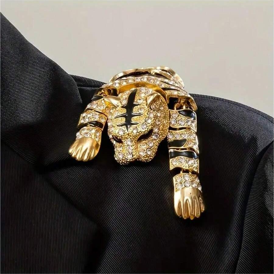 Tiger Shaped Rhinestone Brooch Pin for Sweater Chain Pendant Jewelry