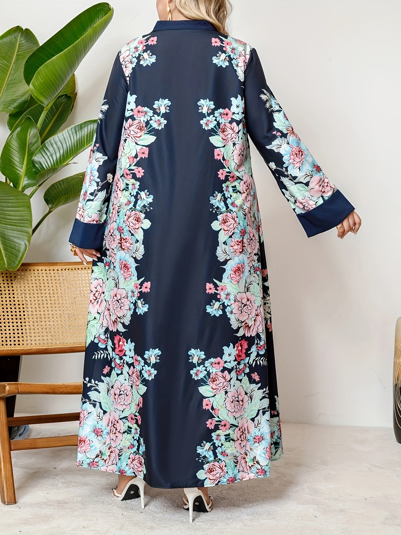 Plus Size Women's V-Neck Dress with Ethnic Print and Elegant Style