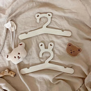 Set of 5 Wooden Children's Clothes Hangers Cartoon Baby Non-Slip Storage Organizers