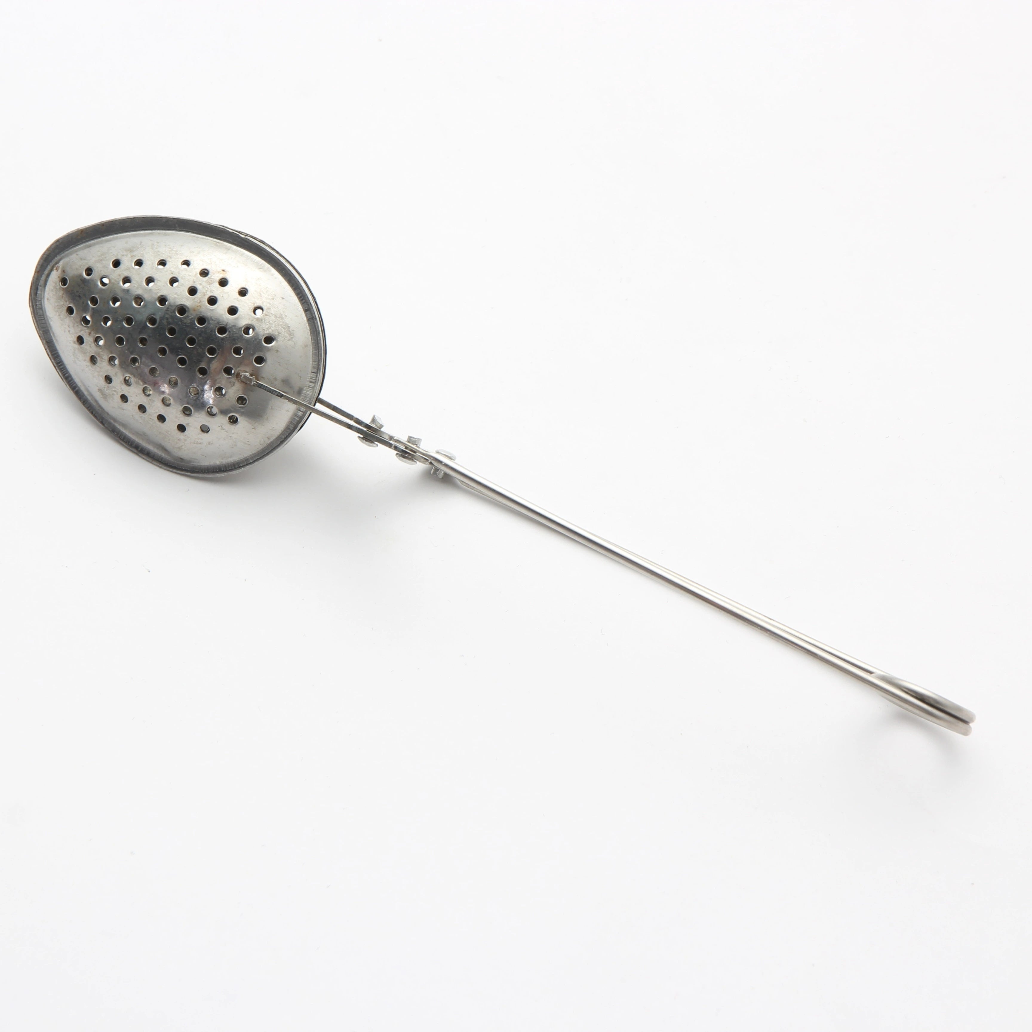 Infusor de té de acero inoxidable en forma de corazón con mango largo para té de hojas sueltas