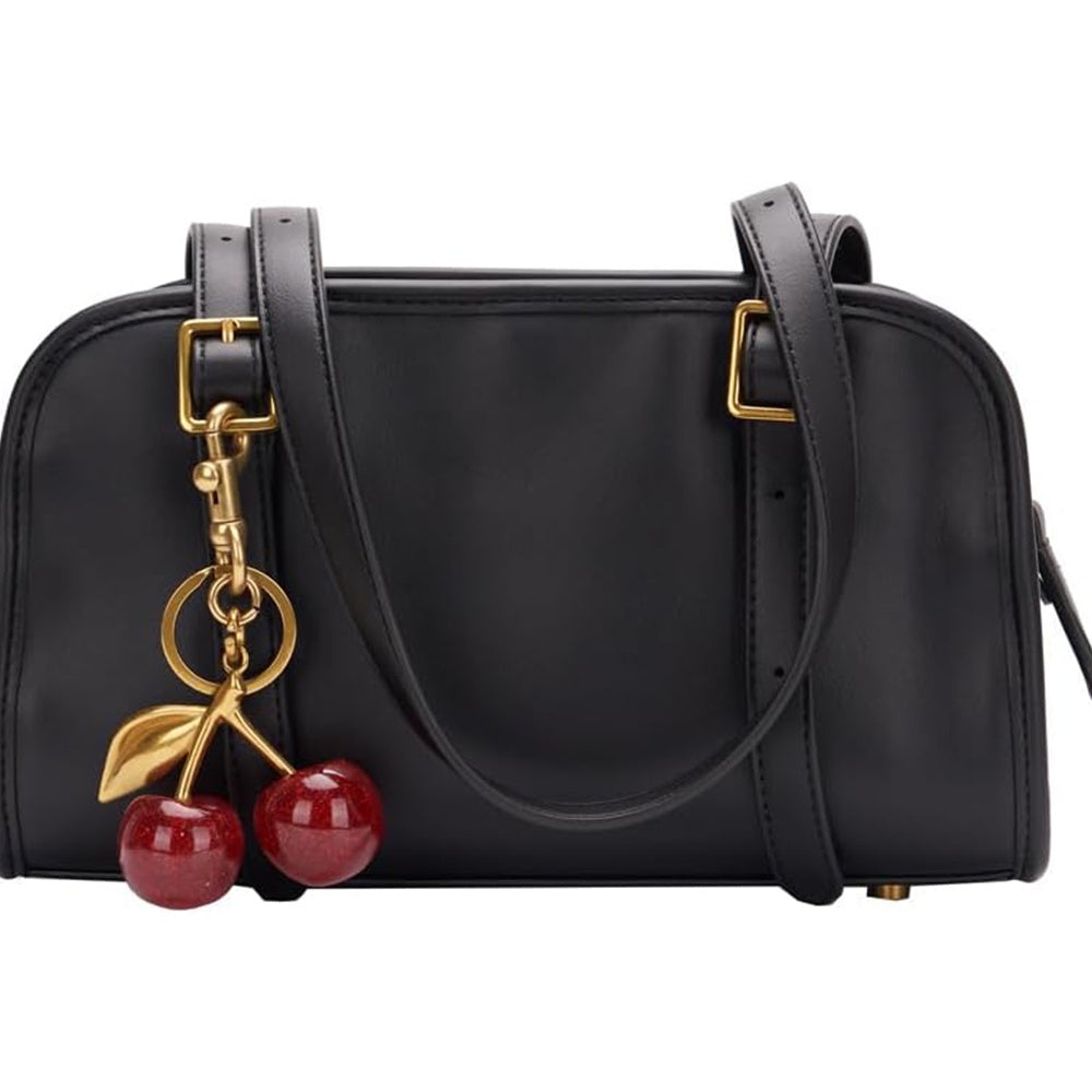 Яркие вишневые брелоки с блестящей смолой и металлическими акцентами, идеальны для сумок и рюкзаков, подходят как для мужчин, так и для женщин.