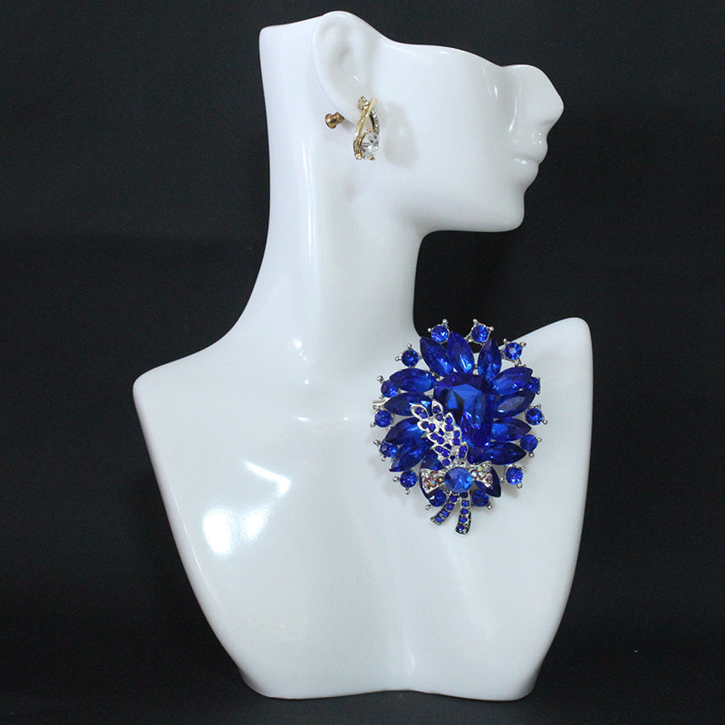 Retro-Inspired Brooch with Faux Pearls and Rhinestones Flower Pin for Scarves