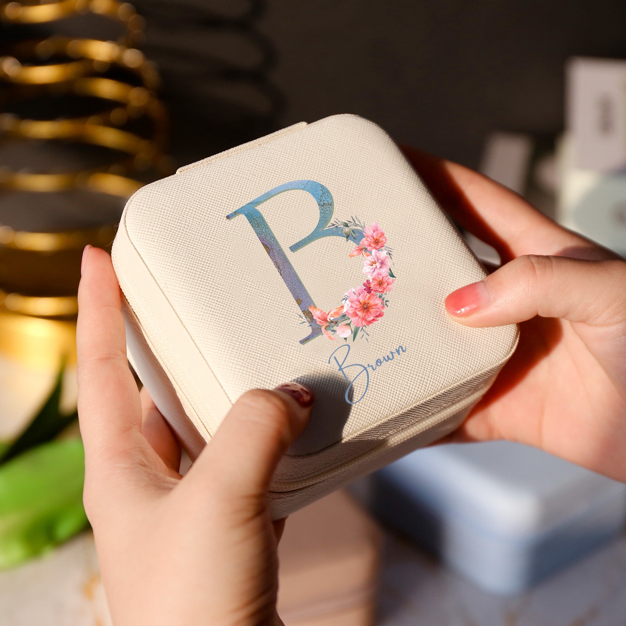 Персонализированная шкатулка для цветов с украшениями для женщин, органайзер из искусственной кожи, подарок