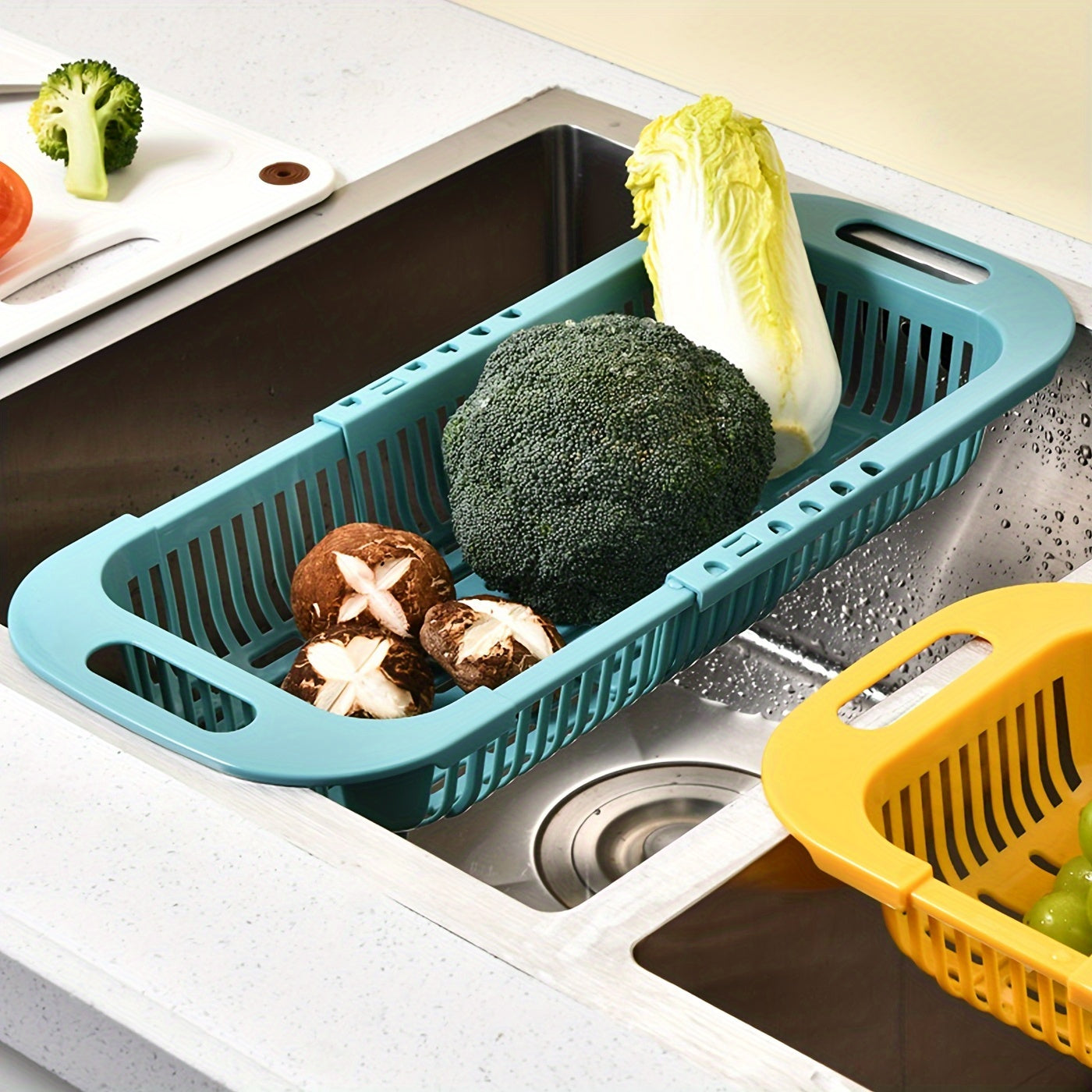Expandable Plastic Dish Drainer Basket for Kitchen Sink Organizer