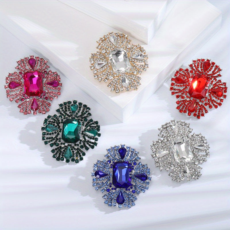 Elegant Rhinestone Brooch for Women, Sparkling Jewelry Accessory