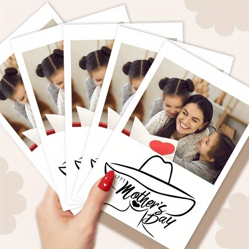 Onadan yoki o'g'il boladan ona uchun shaxsiylashtirilgan Ona kuniga maxsus karta, fotosurat bilan sovg'a fikri