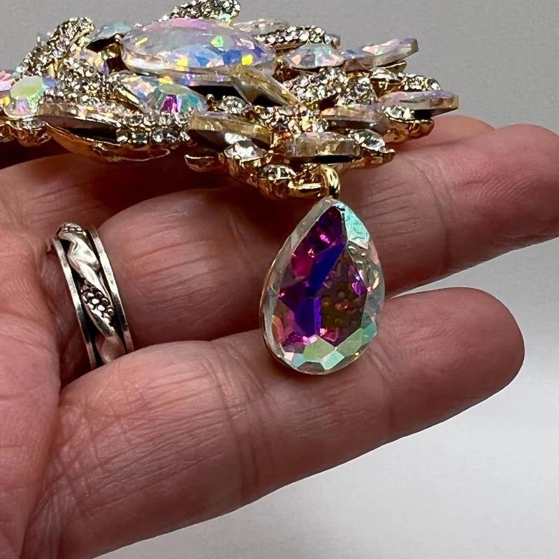 Винтажная стеклянная брошь с ринestones из сплава, элегантный цветочный гем для пальто, изысканная брошь в форме капли воды