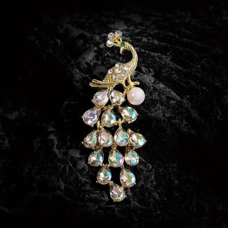 Vintage Peacock Brooch with Rhinestones Crystal Animal Pin for Women Party Gift