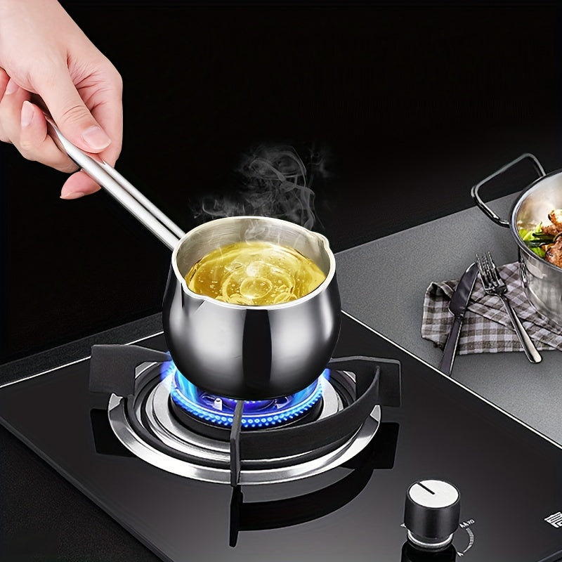 Stainless Steel Oil Pouring Pot, Compact Mini Soup Pan for Cooking and Outdoor Use