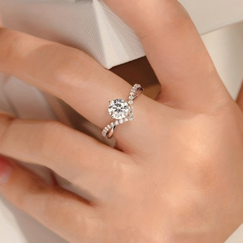 Sterling Silver Moissanite Engagement Ring 1 Carat Round Cut V-Shaped Wedding Band Gold Plated