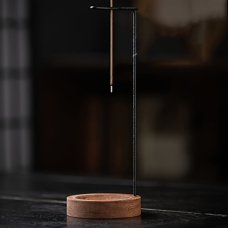 Temir qozonli tutunlik, yog'och plita va kul yig'uvchi bilan, meditatsiya va uy bezaklari uchun