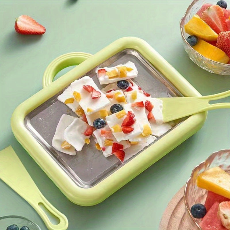 Uy uchun kichik muzqaymoq mashinasi uchun muz plitasiga ega mini qovurilgan yogurt tayyorlagich