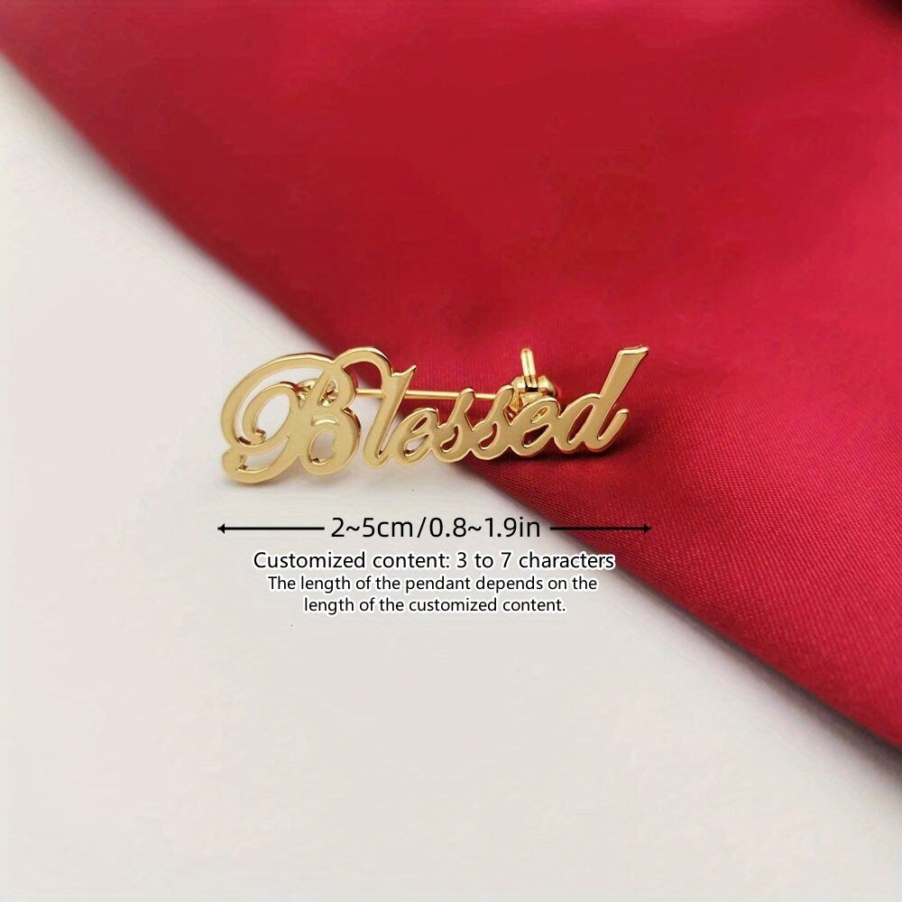 Shaxsiylashtirilgan Oltin Ism Broshkasi, Tug'ilgan kunlar, To'ylar va Maxsus Tadbirlar uchun Mukammal Sovg'a. U uchun Maxsus Lapel Pin, Sevishganlar Kuni, Onalar Kuni va Boshqalar uchun Ideal. (Shaxsiylashtirish faqat ingliz tilida mavjud)