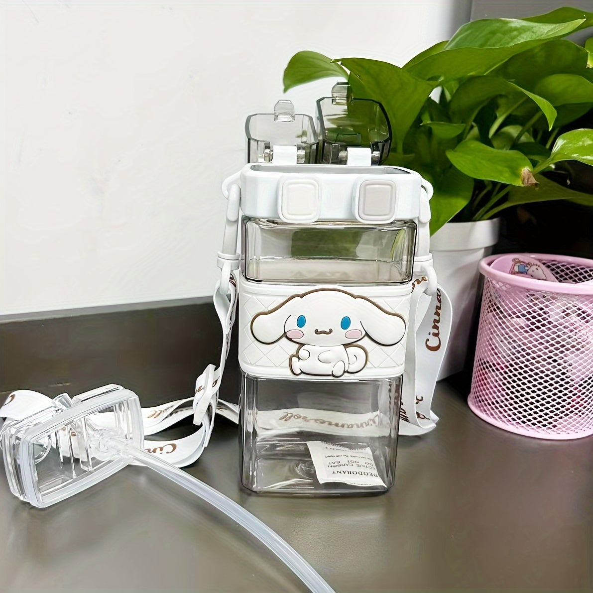 Leak-Proof 520ml Water Bottle with Double Straw Square Shape for Sports Camping Travel