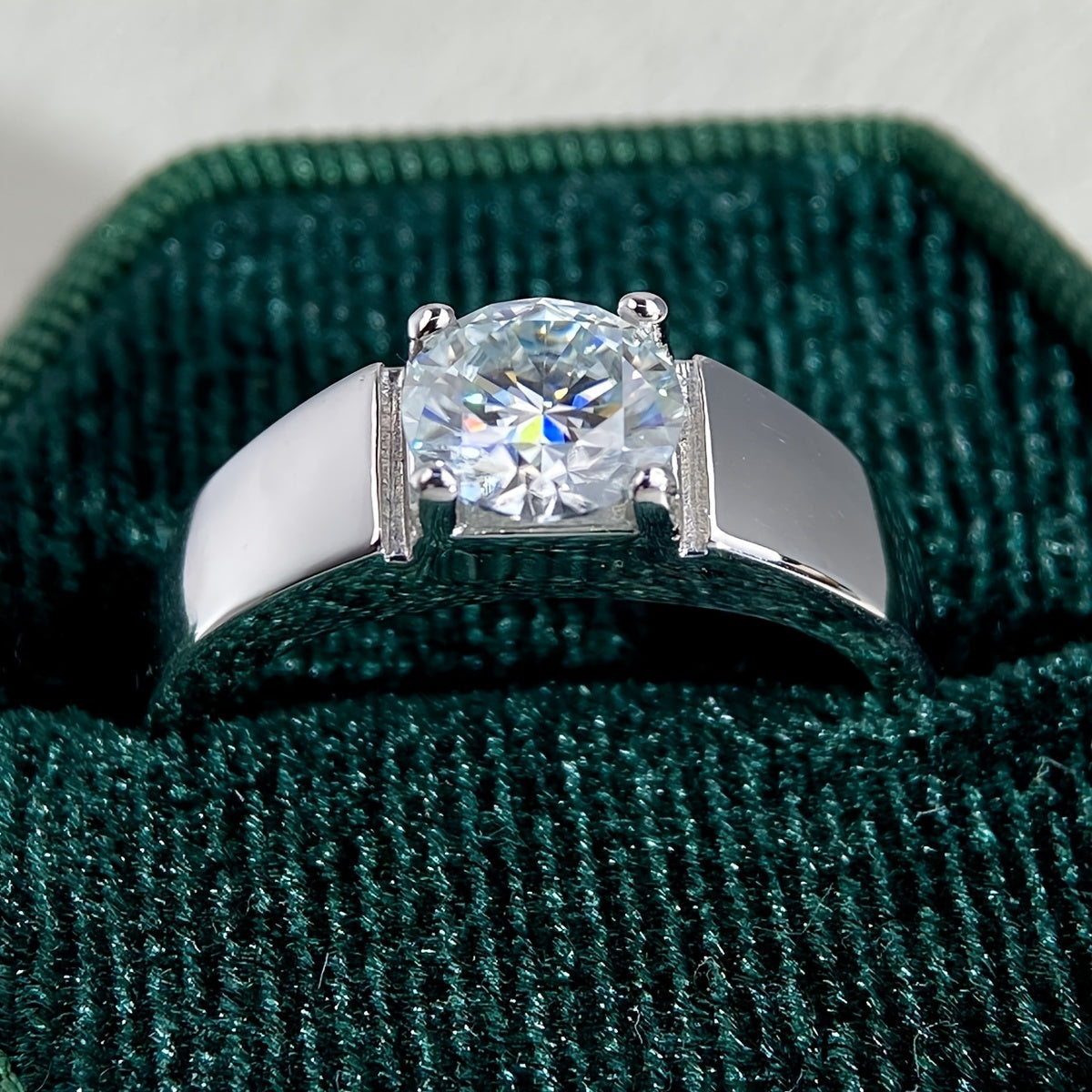 Sterling Silver Moissanite Engagement Ring 1ct Solitaire Wedding Band for Women