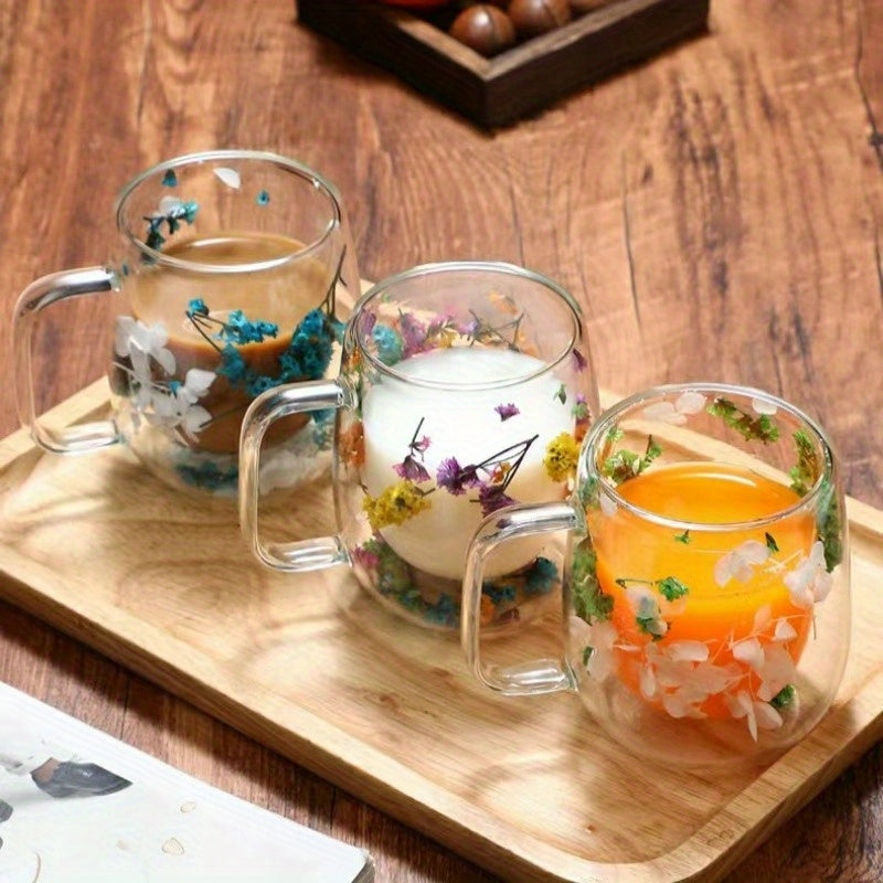 Sevimli issiq yoki sovuq ichimliklaringizni haqiqiy gullar dizayni bilan bezatilgan, zamonaviy va mustahkam ikki devorli shisha qahva piyolasi bilan bahramand bo'ling. Uyda yoki ofisda foydalanish uchun mukammal.