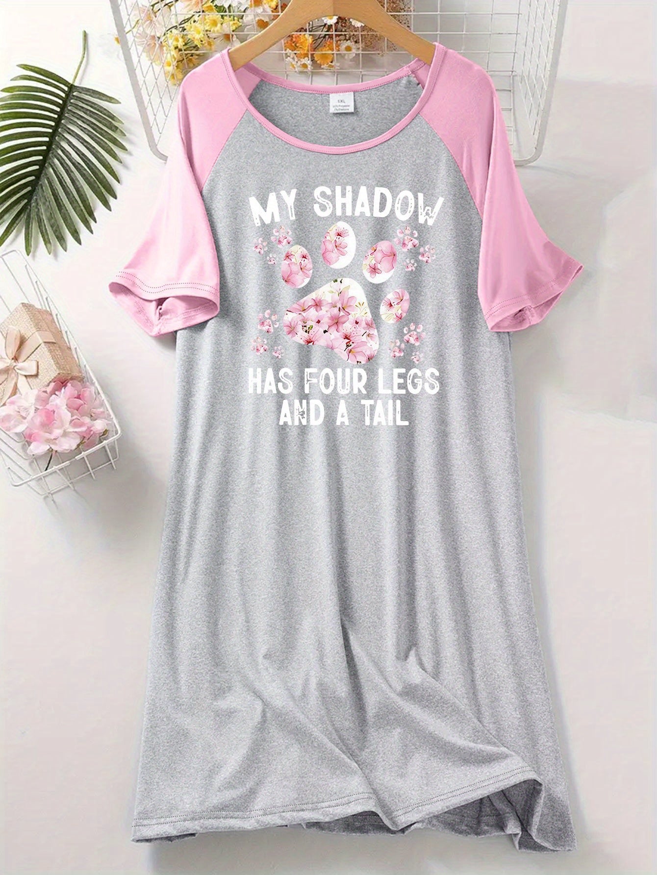 Женское ночное платье с коротким рукавом, принт с собачьими лапами и буквами