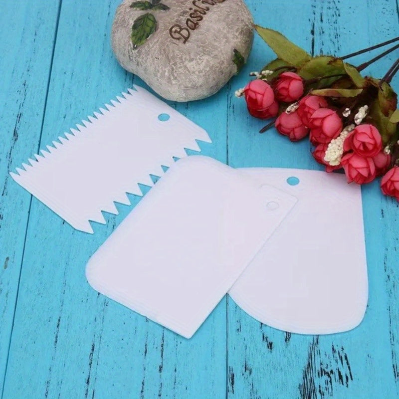 Set of 3 Plastic Cake Decorating Tools Fondant Icing Smoother Butter Spreader Pastry Cutter