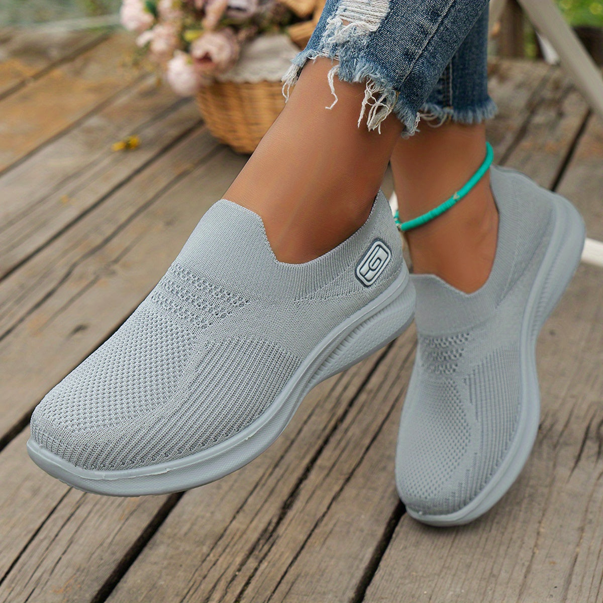 Women's Knitted Breathable Slip-On Sneakers for Walking Running Plus Size