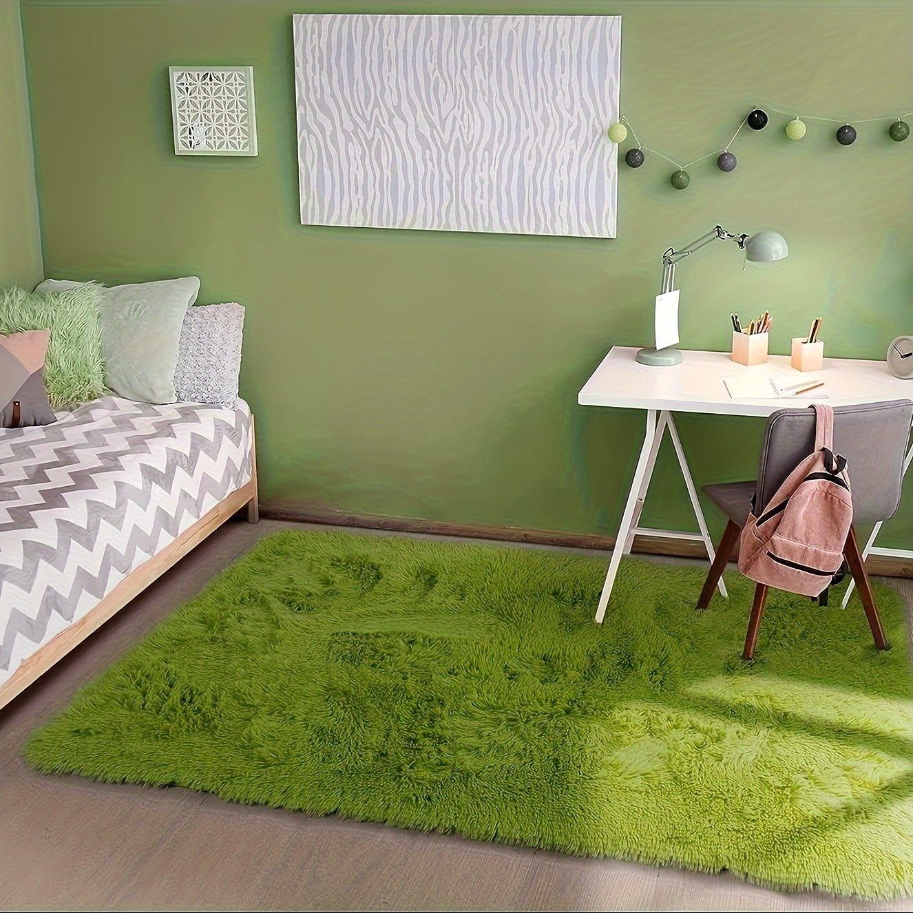 Green Plush Area Rug Non-Slip Stain-Resistant Polyester for Living Room Bedroom Kitchen