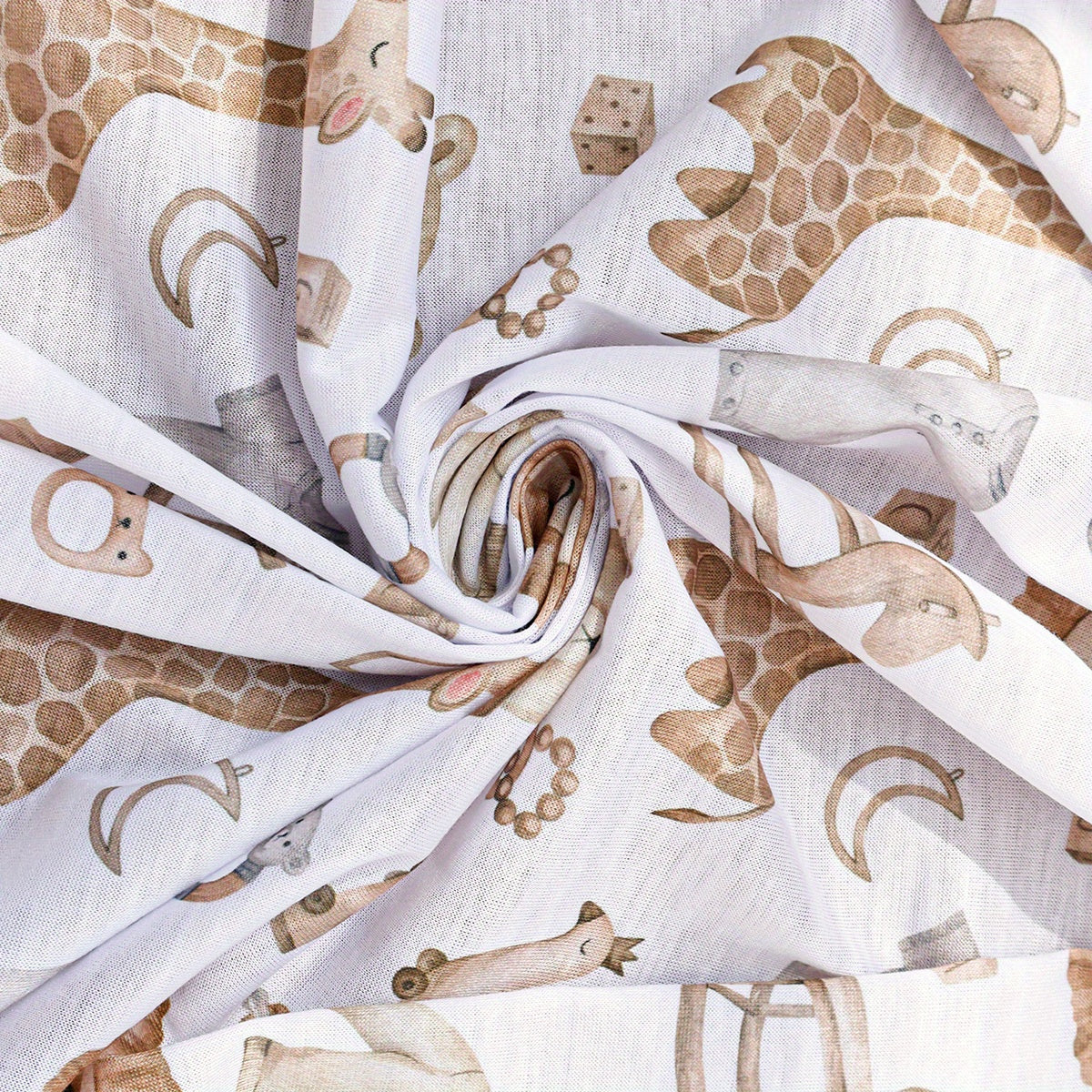 Мягкое и уютное одеяло с милым принтом сафари животных, идеально подходит для дома и путешествий. 1 штука.