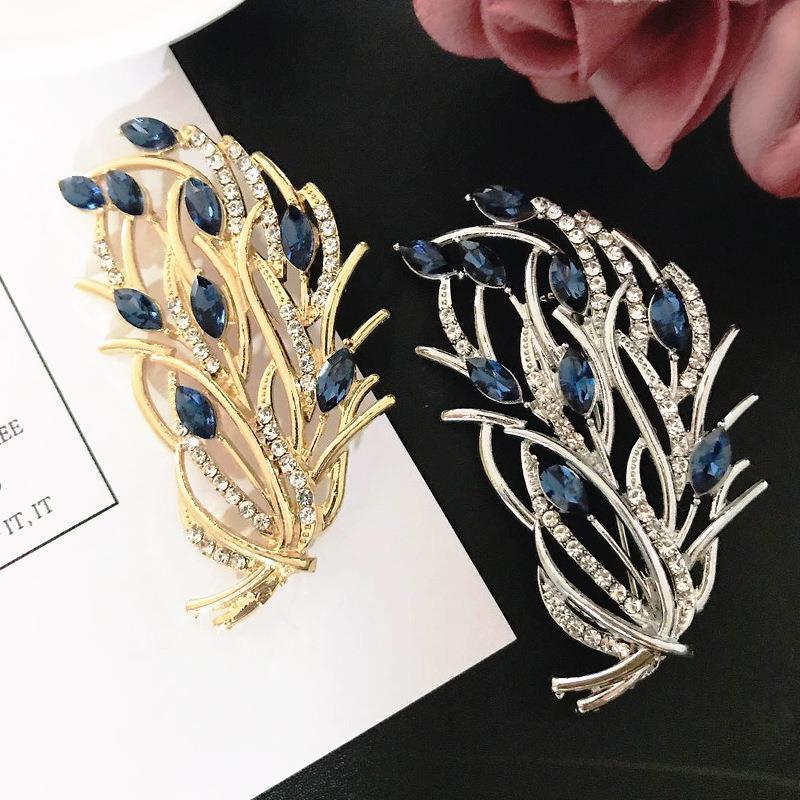 Vintage Feather Brooches for Women Elegant Coat Accessories Stylish Jewelry