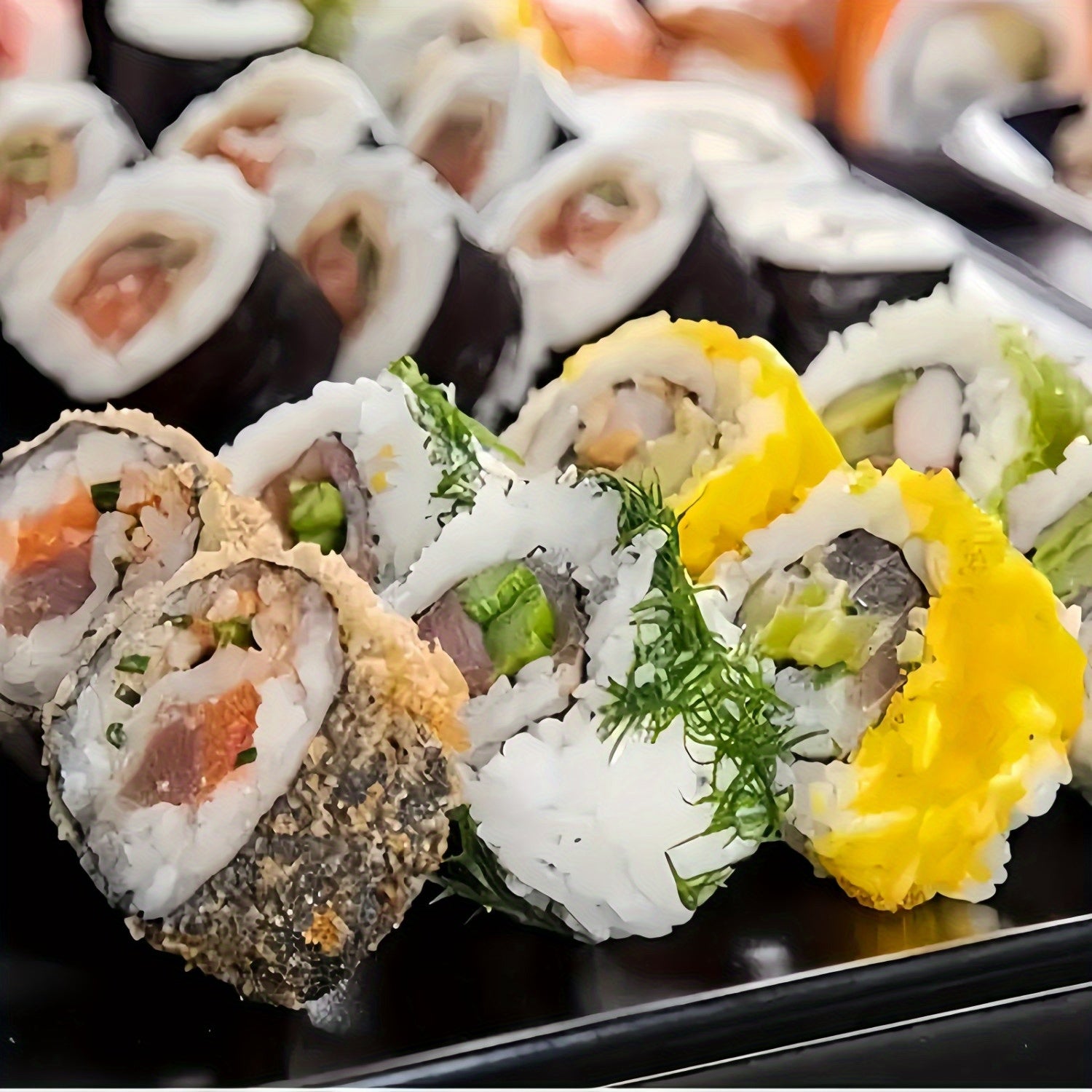 Mustahkam sushi bambuk mato to'plami, uyda yoki restoranlarda foydalanish uchun mukammal, mazali sushi uchun oziq-ovqat darajasidagi materialdan tayyorlangan.