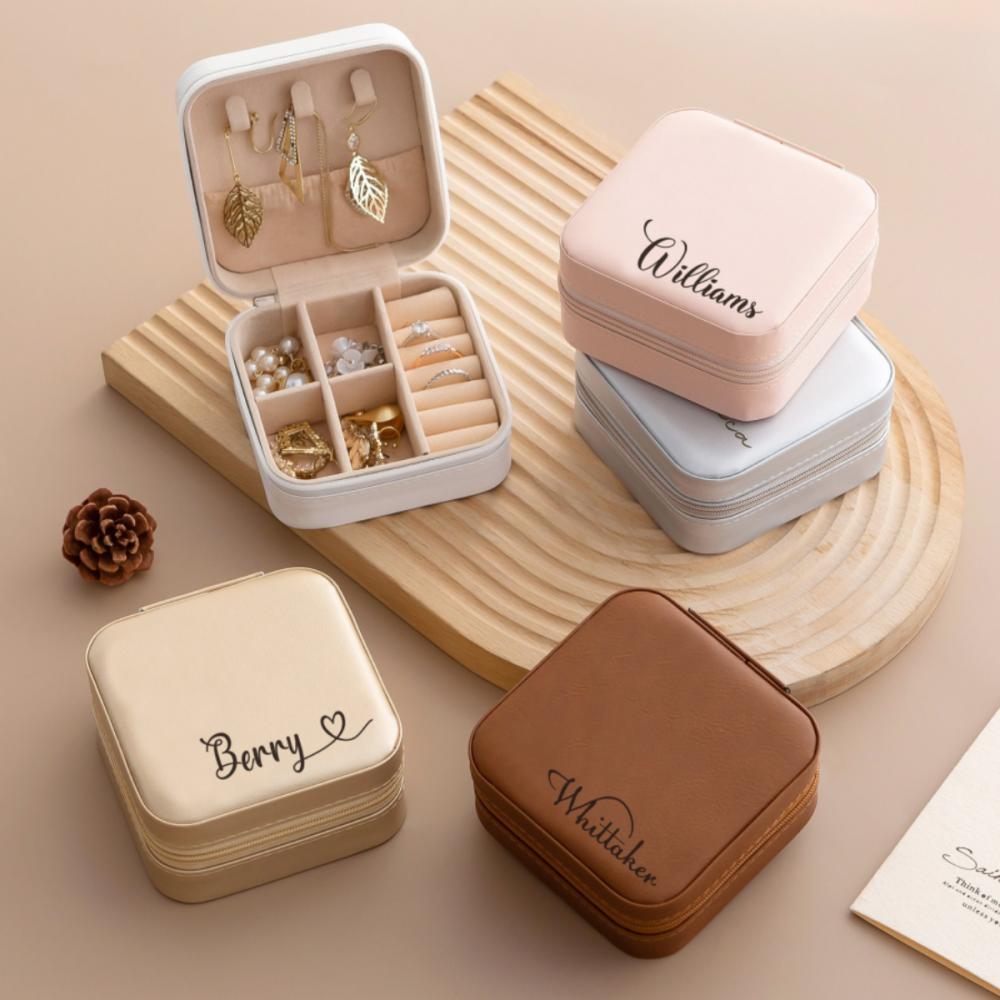 Customized Leather Jewelry Box for Bridesmaids and Bridal Showers Travel Case