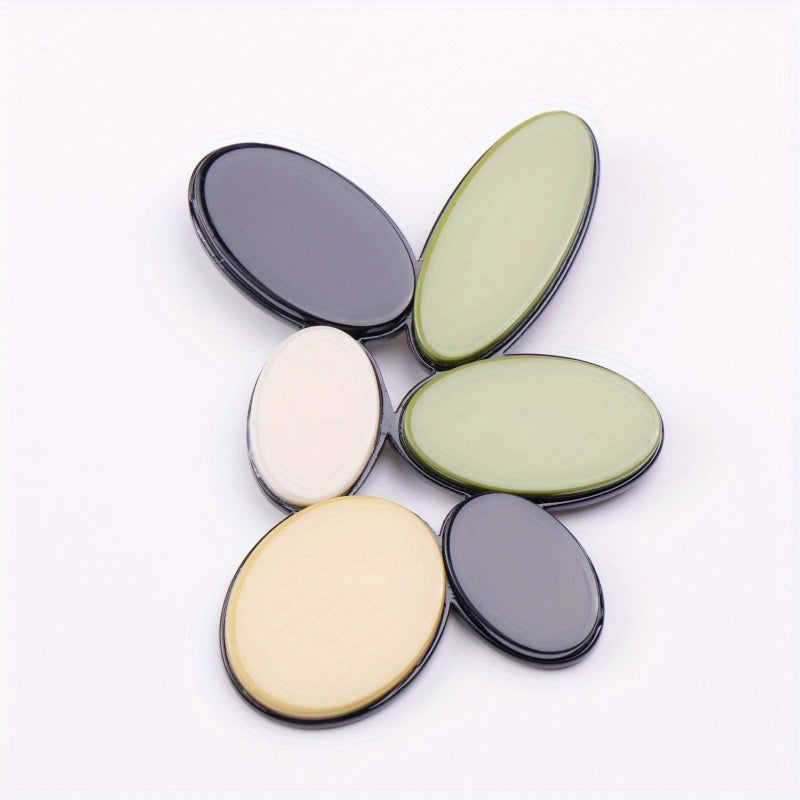 Elegant Acrylic Flower Brooch Pin Oval Non-Slip Fashion Accessory for Women