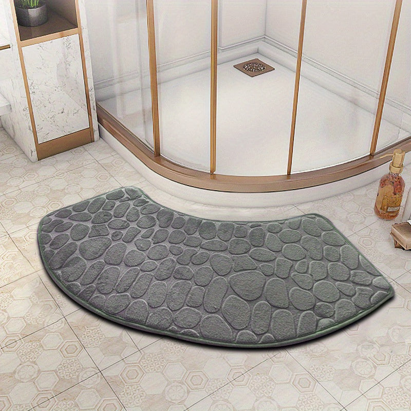 Non-Slip Fan-Shaped Polyester Bath Mat Water Absorbent Dirt Resistant Large Shower Mat